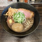 錦糸町中華そば さん式 - 味玉入りイカと濃厚な煮干しの中華そば1350円