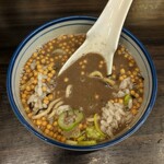 錦糸町中華そば さん式 - 残ったスープを掛けてお茶漬け感覚で食べられる