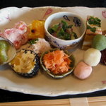 月見里 - 帆立若草焼・鮪分葱ぬた・干し柿天ぷら・アプリコットチーズ他