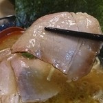 横横家 - チャーシューメン（チャーシュー4枚）