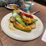 鉄板と煮込みどんぴしゃ - 