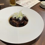 鉄板と煮込みどんぴしゃ - 