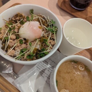 ナナズ・グリーンティー_1