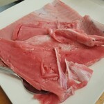 みなと市場 小松鮪専門店 - ◇まぐろの削ぎ落とし