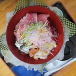 みなと市場 小松鮪専門店 - ◆「海鮮山鉾丼」やまほこどん