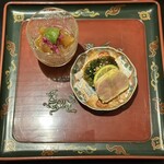 割烹 渡辺 - 佐渡のアオリイカ醤油漬け、十日町の天然なめこ蕪菜、ファアグラのテリーヌ