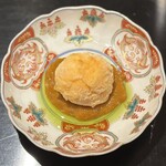 割烹 渡辺 - 佐渡産の海老しんじょとビスク（大葉オイル和え）