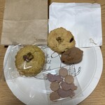 Couleur - スコーン2点袋に入ってない方はオーブンから出したてまもないタイミングだったので白い紙袋に入っていました。