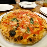 ピッツェリア パーレンテッシ