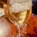 アイリッシュパブザハイブ - オペレーター（白ワイン＆ジンジャーエール）