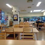 白国村 姫路駐屯地店 - 店内レイアウト