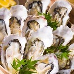極上 生牡蠣 (カットレモン　ポン酢　蒸し焼き)　1個