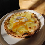 ピッザピッザピッザ - 2014年12月23日〜3日間限定☆
      現役女子高生とピザ屋さんのコラボ500円
      ピザ