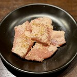 焼肉ホルモン 新井屋 - 面脂