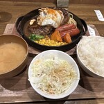 ハンバーグステーキ 肉屋さんの専門店 - 