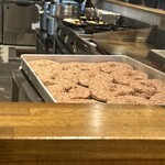 ハンバーグステーキ 肉屋さんの専門店 - 