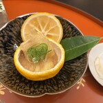 京懐石 美濃吉 竹茂楼 - ふぐの白子柚子釜