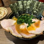 ラーメン 末廣家 - 