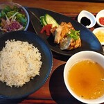 アンセンブル バイマイハンブルハウス - 