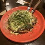 鉄板焼きと旨い酒 コイゴコロ。 - 広島焼き　パリ麺