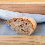 GRAPEREPUBLICINC. VINERIA SALONE - おかわりパン♡