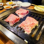 焼肉ホルモン金樹 - 