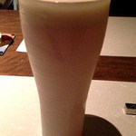 フレンチ割烹 宿 - 一杯目のビールはサンドブラストで出て来ます