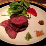 フレンチ割烹 宿 - 和牛サーロインの炭火焼き