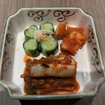 焼肉泰山  - キムチ盛り合わせ