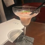 サントリーバー＆ダイニング 北新地 水響亭 - ディル香る白桃とパルミジャーノのフローズンダイキリ