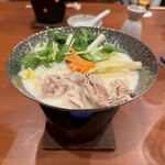 豆腐料理とおばんざい まるたけえびす豆八 京都 先斗町 - 酒粕小鍋。