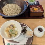 生そば あずま - 料理写真: