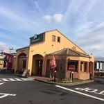 モスバーガー - アイパルテ駐車場の一番端っこにあります。