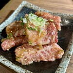 炭火焼肉 たけのうち - 中落ちかるび