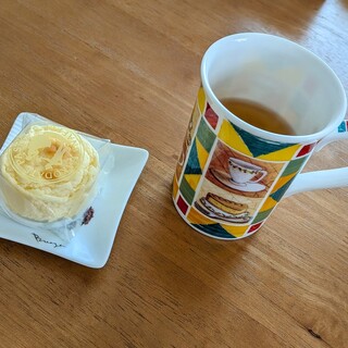 函館洋菓子スナッフルス _1