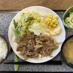 釣りキッチン - 料理写真:生姜焼き定食　１０００円　(2025/12)