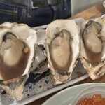 魚熊鮮魚店と立ち飲みぼてふり - 