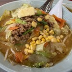 くるまやラーメン - 料理写真:味噌野菜ラーメン　バタートッピング