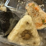 浪花 古市庵 おむすび百撰 - 料理写真:2025/12/27 テイクアウトで利用。料理の様子。