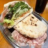 プテカ - パニーニ  B三種のハムとピスタチオ  1200円
（月曜・金曜ランチ限定）