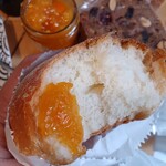 ハラペコパン - ホエイ丸パン