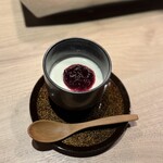 和牛焼肉 古太郎  - 濃厚デザート杏仁豆腐