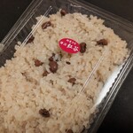 横浜紅谷 - 料理写真:赤飯