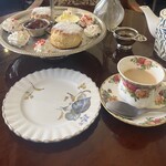 Candella Tea Room - 