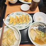 日高屋 - 