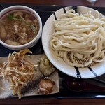 武蔵野うどん 竹國 - 料理写真:肉汁うどん　食べ放題　1150円