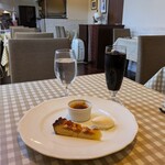 ｉｄｅｅ - 柿のタルト、クリームチーズのアイス