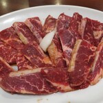 焼肉 山河 - ・「期間限定カルビ 3人前(¥715/1人前)」