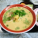 お食事と喫茶 KADO - ﾗｰﾒﾝ（こってり）