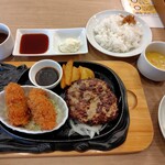ビッグボーイ - 料理写真:牡蠣フライ＆手ごねハンバーグ